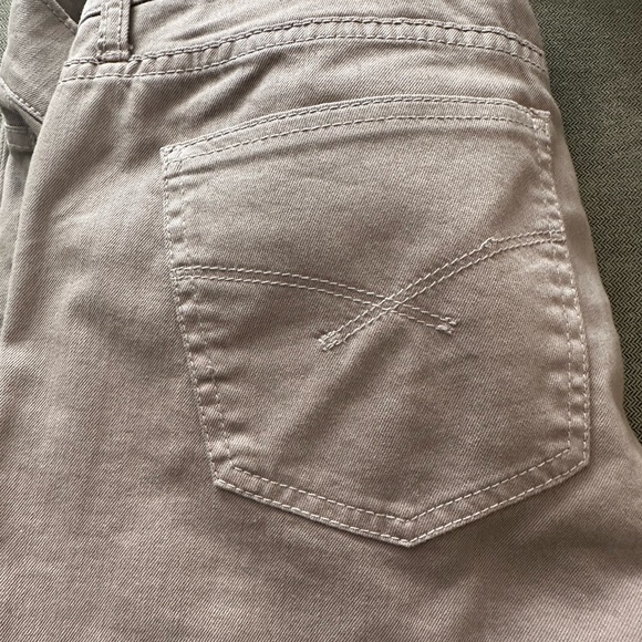 Gap tan skinny jeans with ankle zipper - Picture 3 of 3